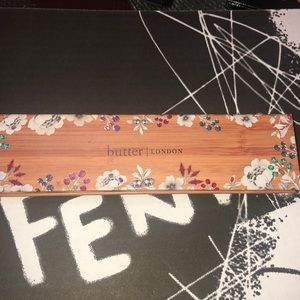 Eyeshadow pallet new